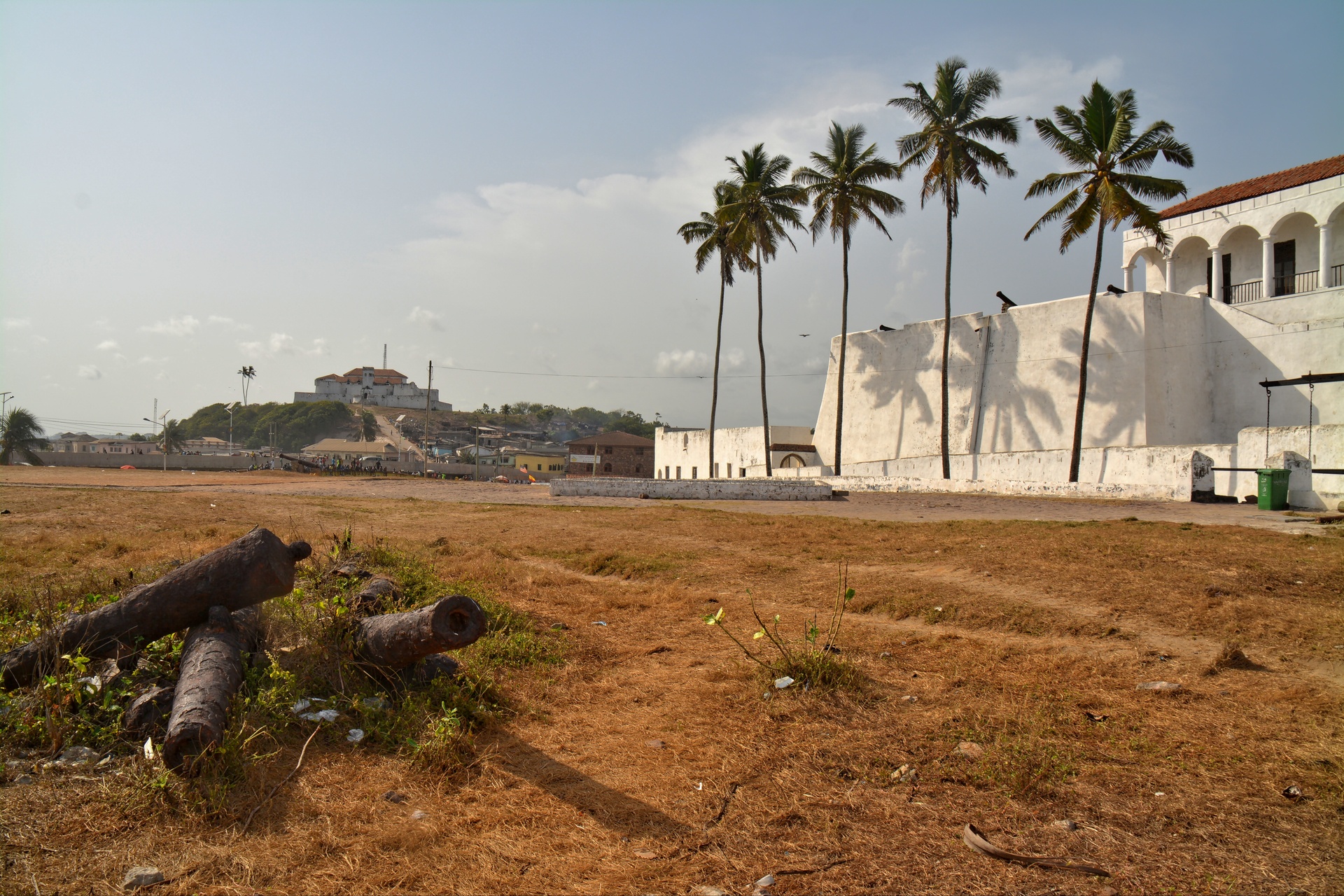 Elmina Castle and the Dutch Fort St Jago top-hill, canons in front of the castle.